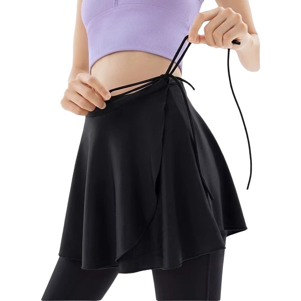 Pilates Yoga One - Rok Yoga Pendek Bahan Sutra Es